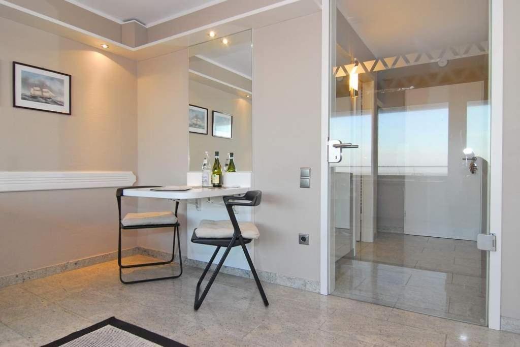 Metropol, Whg 250, Landseite